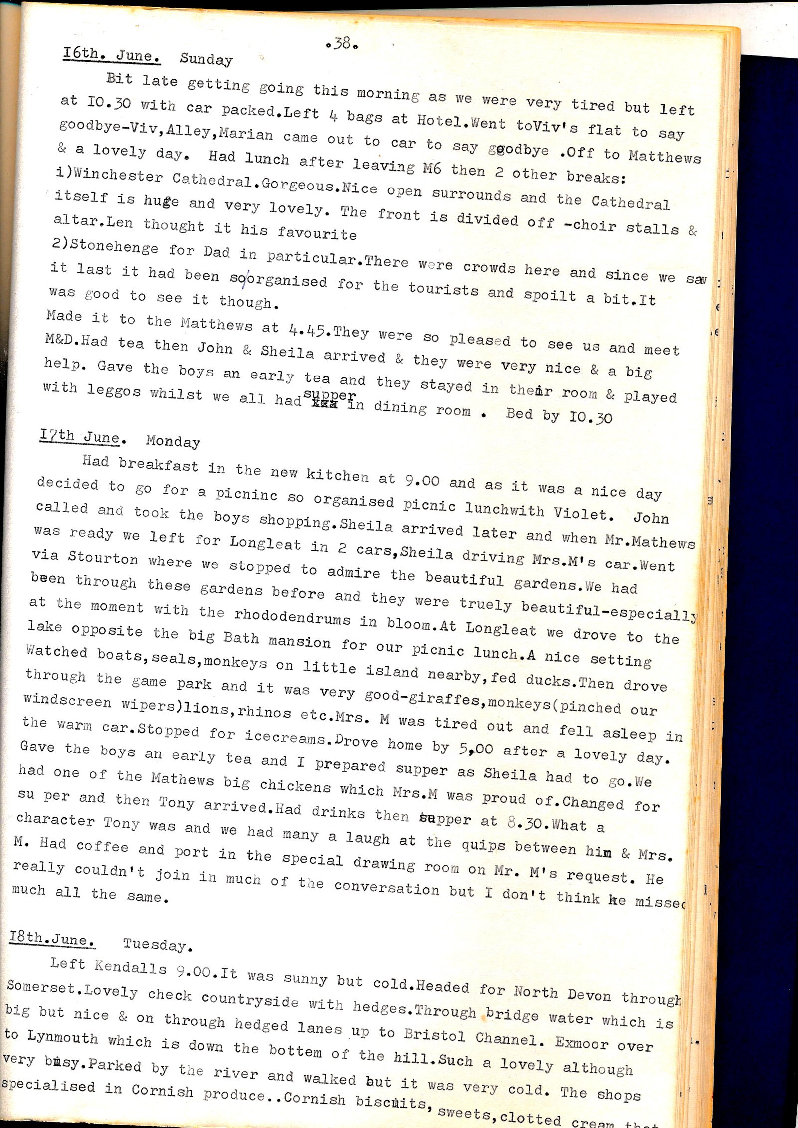 Diary page describing Longleat Safari Park and the West Country